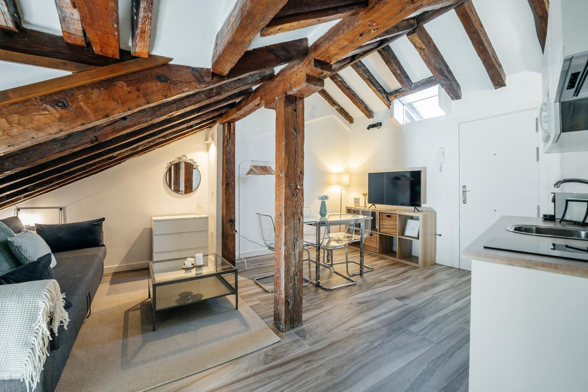 Yoomi Homes Plaza Mayor Мадрид Екстериор снимка