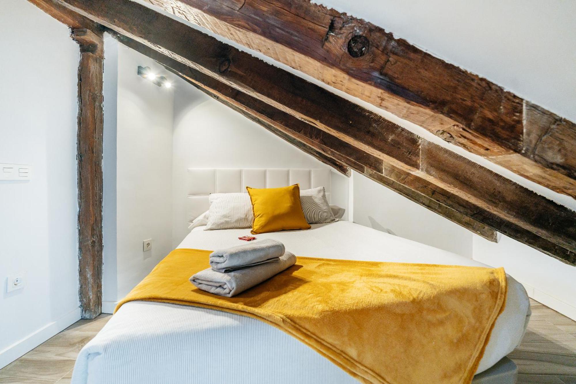 Yoomi Homes Plaza Mayor Мадрид Екстериор снимка